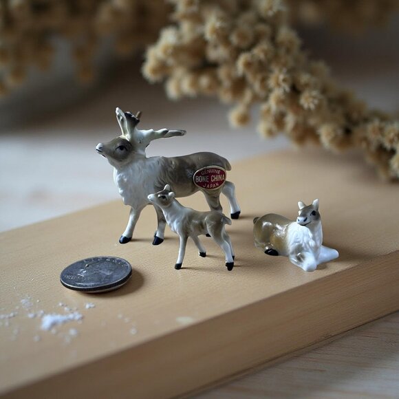 3 Vintage Miniature Bone China Deer Figurines Family Set Mini Small Shadowbox Te - Picture 7 of 9